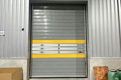 Therma insulation fast rolling door